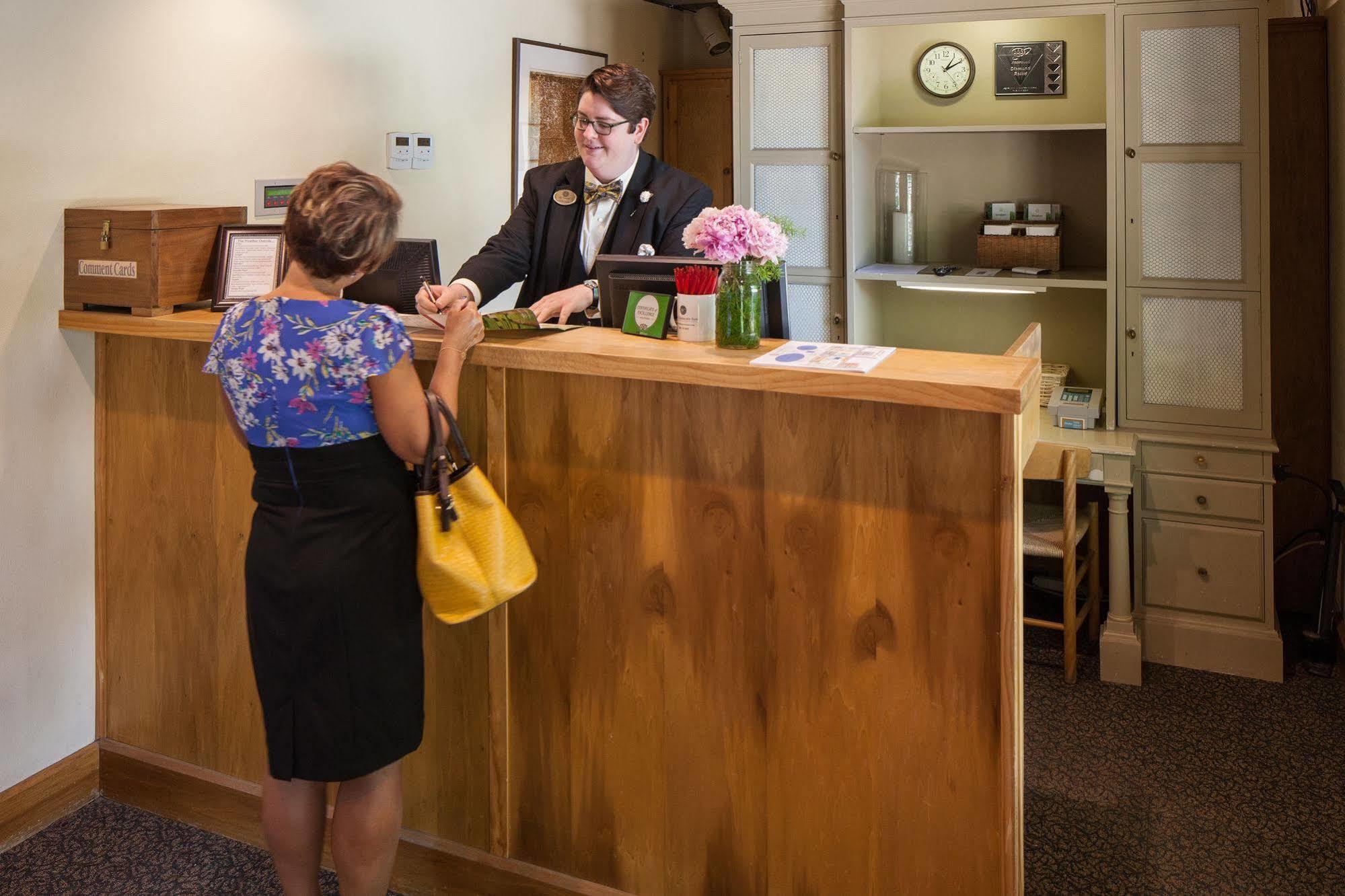 New Harmony Inn Resort And Conference Center エクステリア 写真
